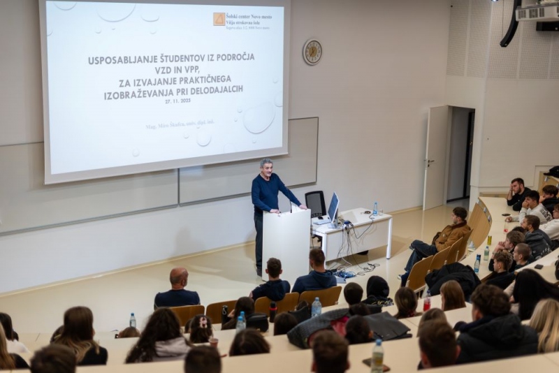 20251127 DSC08331 Enhanced NR (1)